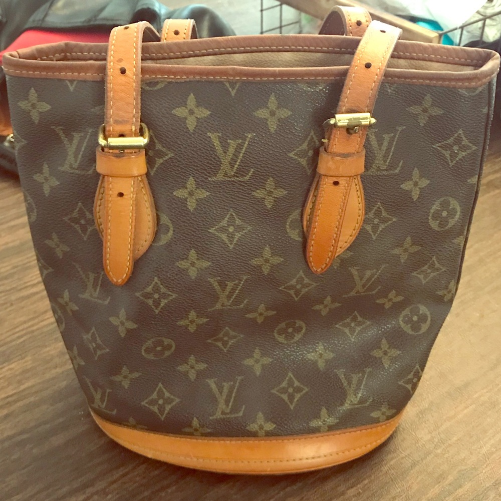 Louis Vuitton Monogram Petit Bucket Bag